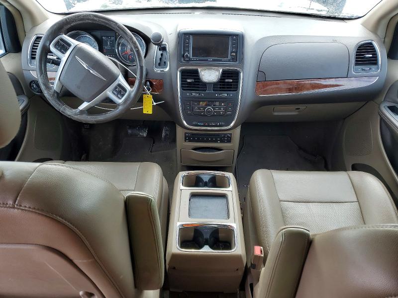 Photo 8 from auction – 2011 CHRYSLER TOWN & COUNTRY with VIN 2A4RR8DG2BR745256