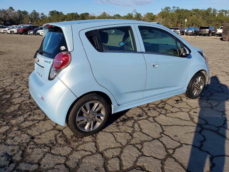 Photo 3 from auction – 2016 CHEVROLET SPARK EV with VIN KL8CK6S02GC609289