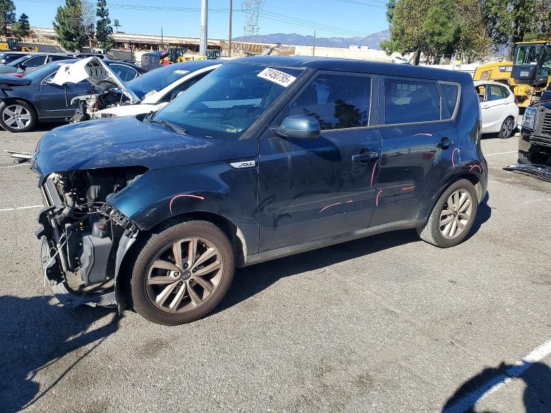 KIA SOUL + 2017 with VIN KNDJP3A5XH7450639 - Photo from auction