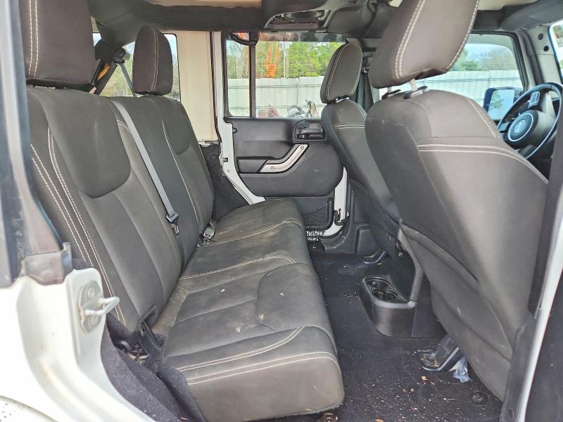 Photo 11 from auction – 2015 JEEP WRANGLER U with VIN 1C4BJWEG0FL720405