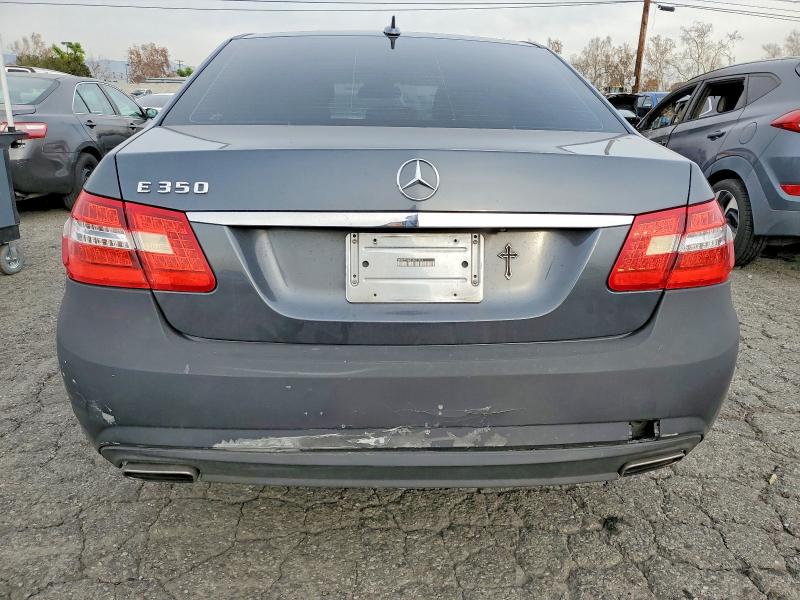 Photo 6 from auction – 2010 MERCEDES-BENZ E 350 with VIN WDDHF5GB5AA071704
