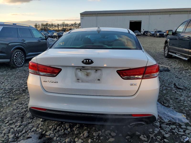 Foto 6 de la subasta – 2016 KIA OPTIMA EX con VIN 5XXGU4L39GG095019