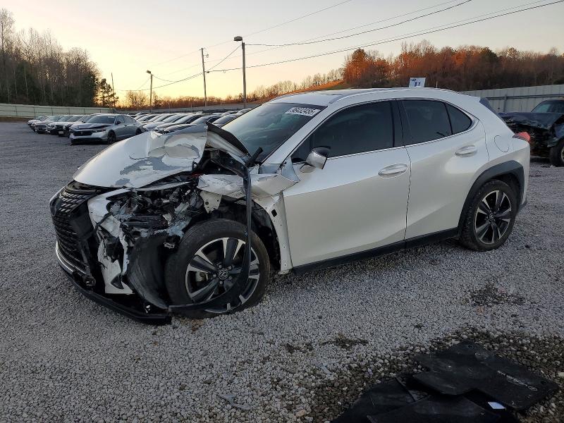 LEXUS UX 200 2019 with VIN JTHY3JBH5K2003940 - Photo from auction