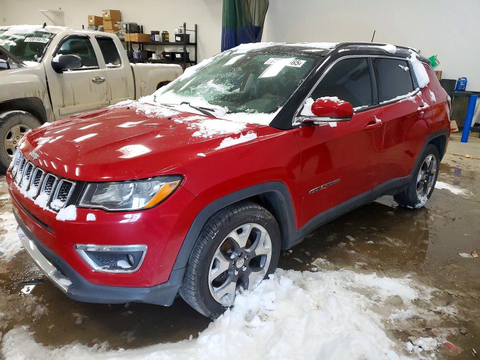 JEEP COMPASS 2018 with VIN 3C4NJCCB6JT194703 - Photo from auction
