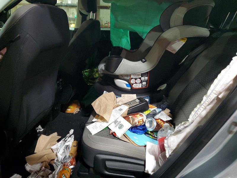 Photo 11 from auction – 2022 FORD ESCAPE with VIN 1FMCU9G65NUB23501