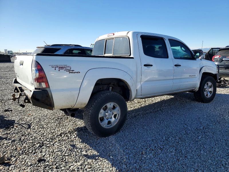 Photo 3 from auction – 2011 TOYOTA TACOMA DOU with VIN 3TMLU4EN9BM077172