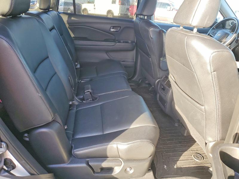 Photo 10 from auction – 2019 HONDA PILOT with VIN 5FNYF5H54KB011165