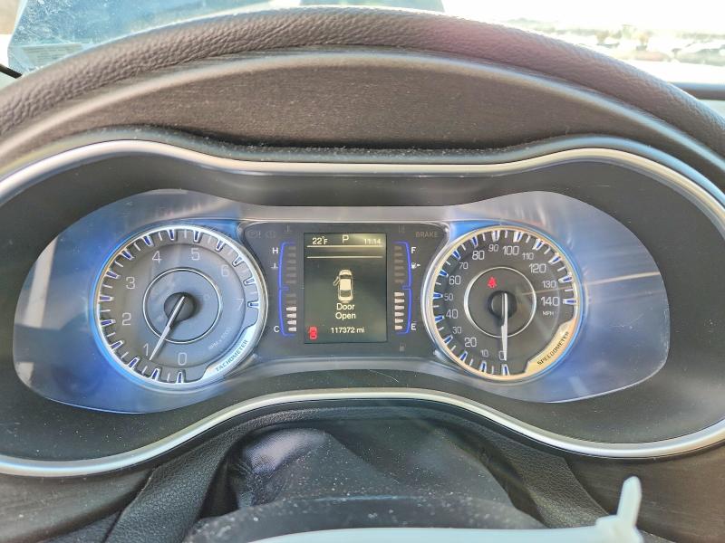 Photo 9 from auction – 2016 CHRYSLER 200 with VIN 1C3CCCAB5GN152699