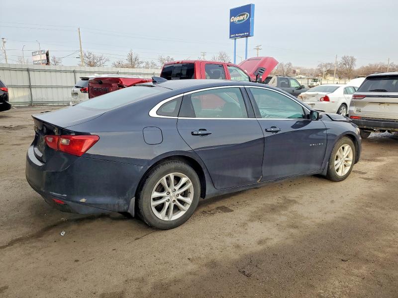 Photo 3 from auction – 2017 CHEVROLET MALIBU LT with VIN 1G1ZE5ST2HF256154