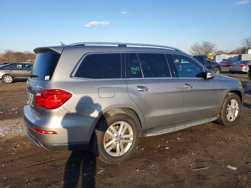 Photo 3 from auction – 2015 MERCEDES-BENZ GL 350 BLU with VIN 4JGDF2EE2FA505410