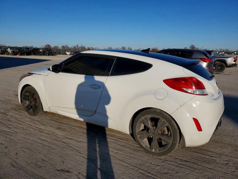 Photo 2 from auction – 2016 HYUNDAI VELOSTER with VIN KMHTC6AD8GU268673