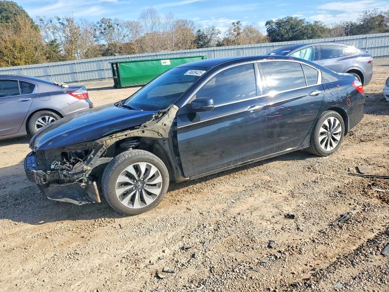 HONDA ACCORD 2014 with VIN 1HGCR6F31EA000051 - Photo from auction