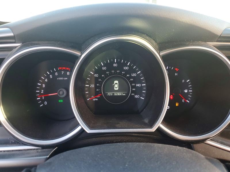 Photo 9 from auction – 2015 KIA OPTIMA LX with VIN KNAGM4A70F5536932