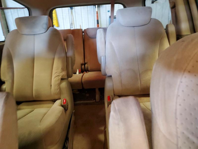 Photo 10 from auction – 2007 HYUNDAI ENTOURAGE with VIN KNDMC233976029160
