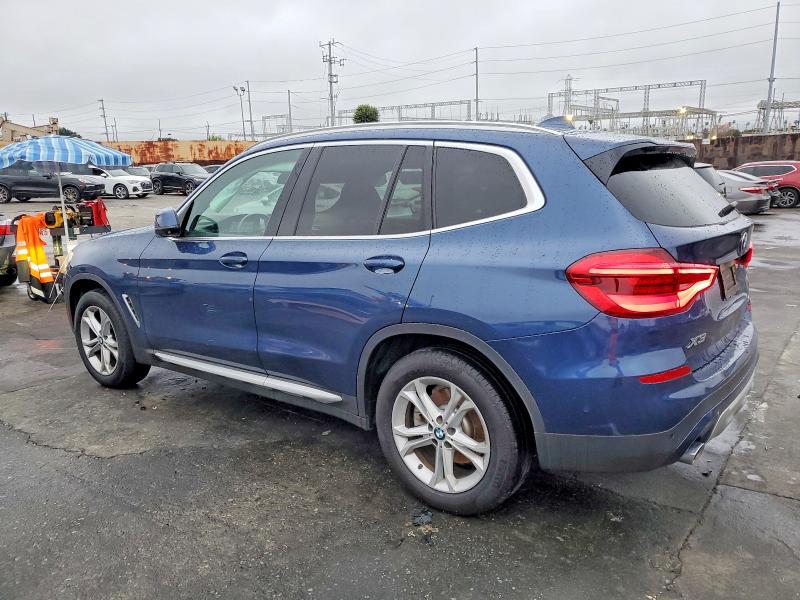 Photo 2 from auction – 2019 BMW X3 XDRIVE3 with VIN 5UXTR9C5XKLR09975