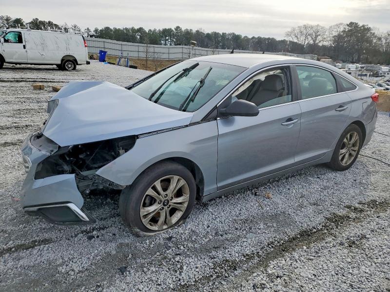 HYUNDAI SONATA SE 2015 with VIN 5NPE24AF6FH169607 - Photo from auction