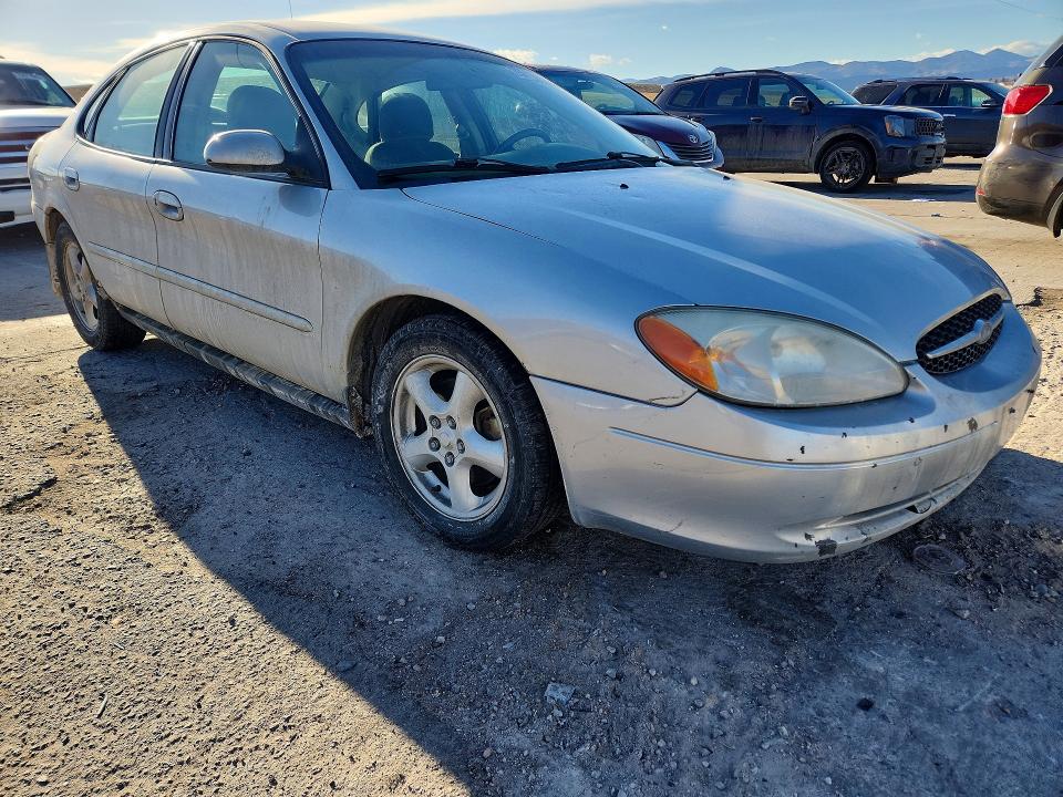Photo 4 from auction – 2001 FORD TAURUS SE with VIN 1FAFP53241G218960