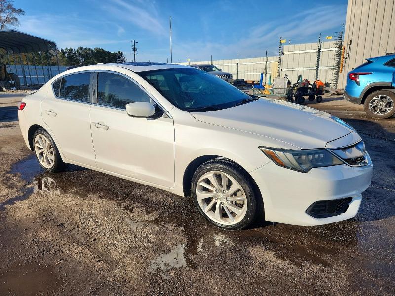Photo 4 from auction – 2017 ACURA ILX BASE W with VIN 19UDE2F38HA004403