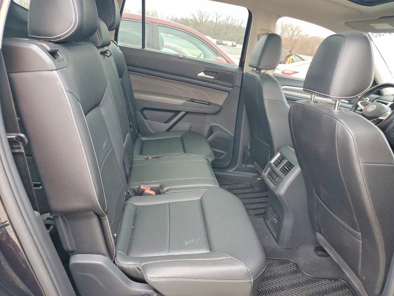 Photo 11 from auction – 2023 VOLKSWAGEN ATLAS SEL with VIN 1V2BR2CA1PC508256
