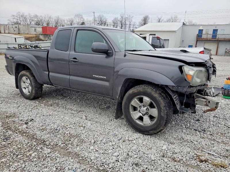 Photo 4 from auction – 2010 TOYOTA TACOMA ACC with VIN 5TEUU4EN9AZ731089