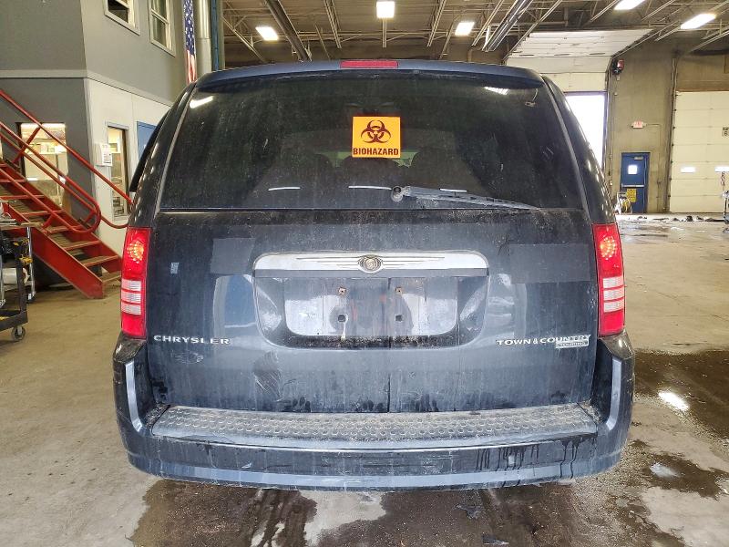 Photo 6 from auction – 2010 CHRYSLER TOWN & COU with VIN 2A4RR5D13AR448795
