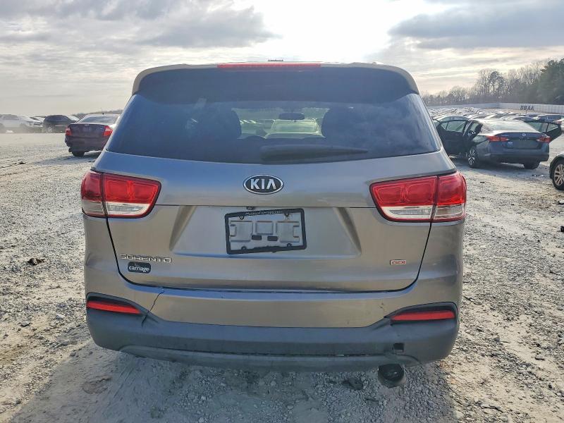 Photo 6 from auction – 2016 KIA SORENTO with VIN 5XYPG4A31GG014908