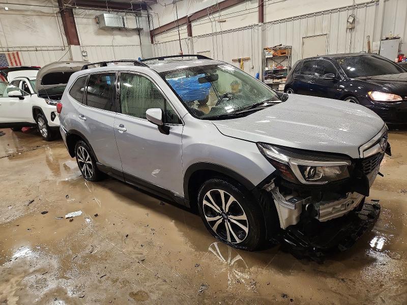 Photo 4 from auction – 2020 SUBARU FORESTER L with VIN JF2SKASC2LH609212