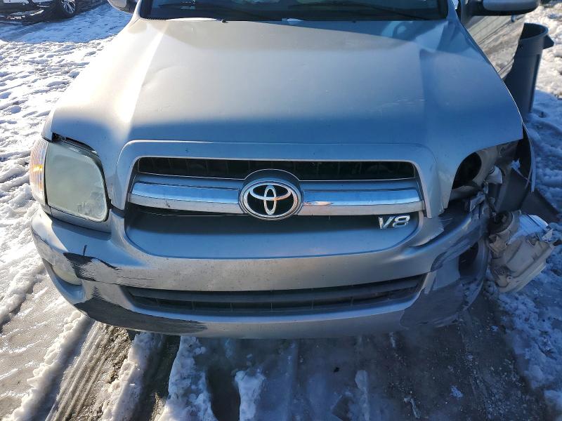Photo 11 from auction – 2005 TOYOTA SEQUOIA with VIN 5TDZT34A85S244552