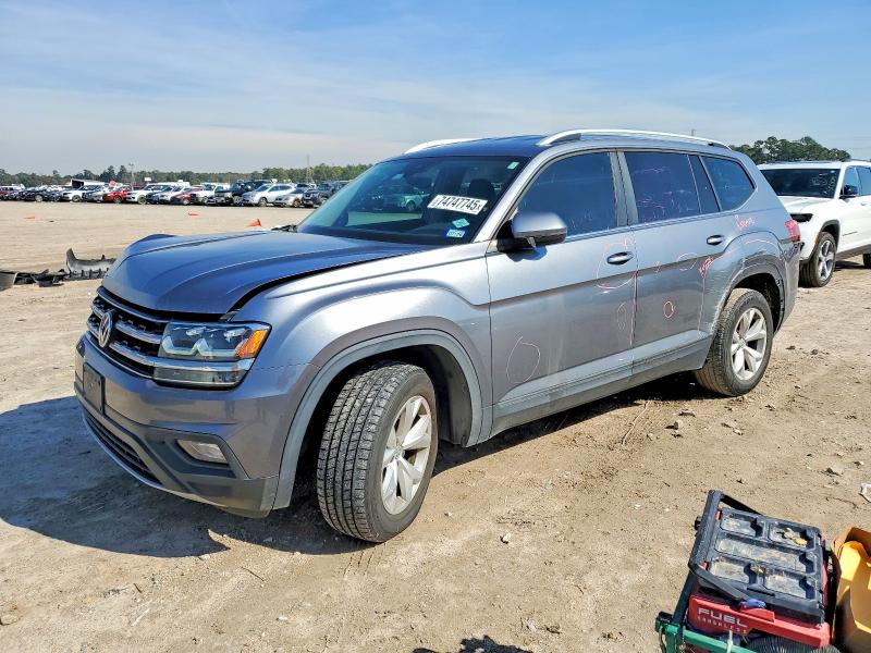 VOLKSWAGEN ATLAS 2018 with VIN 1V2DR2CA9JC549928 - Photo from auction