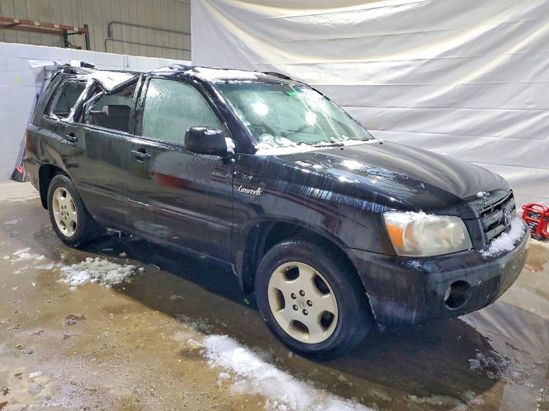 Photo 4 from auction – 2005 TOYOTA HIGHLANDER with VIN JTEEP21A850108969
