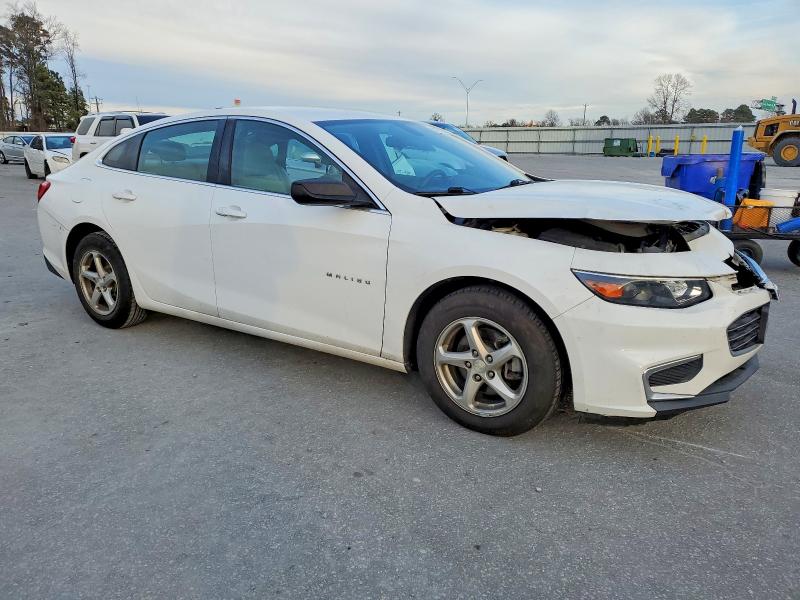 Photo 4 from auction – 2017 CHEVROLET MALIBU LS with VIN 1G1ZB5STXHF170129