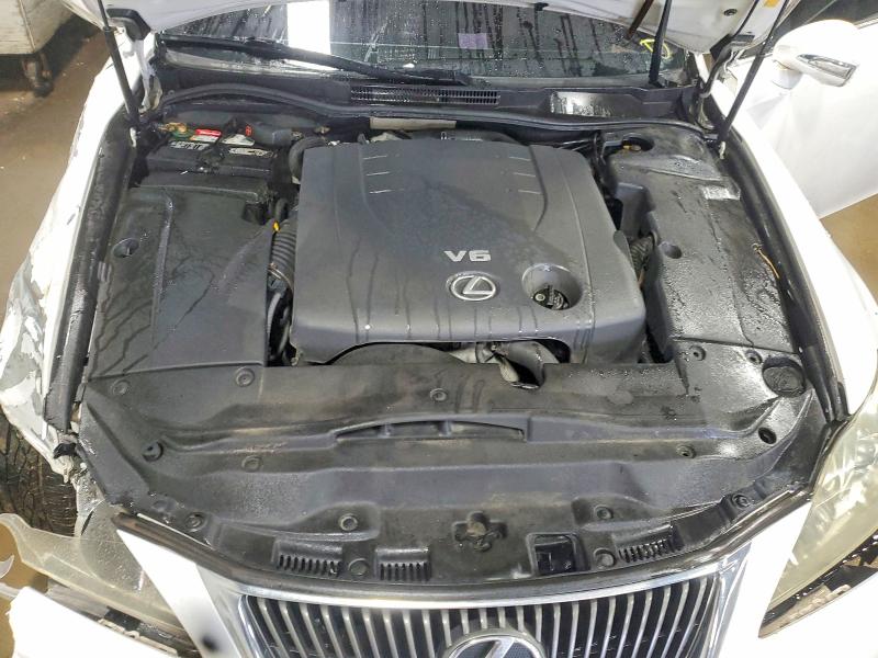 Photo 11 from auction – 2009 LEXUS IS 250 with VIN JTHCK262795035175