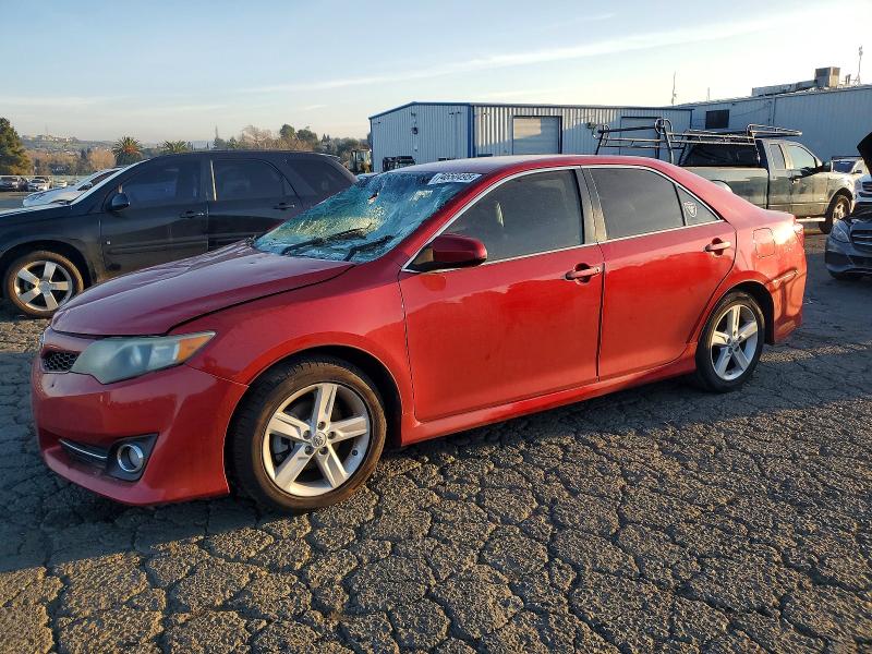 Photo 1 from auction – 2014 TOYOTA CAMRY L with VIN 4T1BF1FK6EU861006