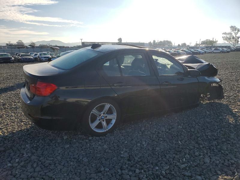 Photo 3 from auction – 2014 BMW 328 with VIN WBA3A5G54ENP31773