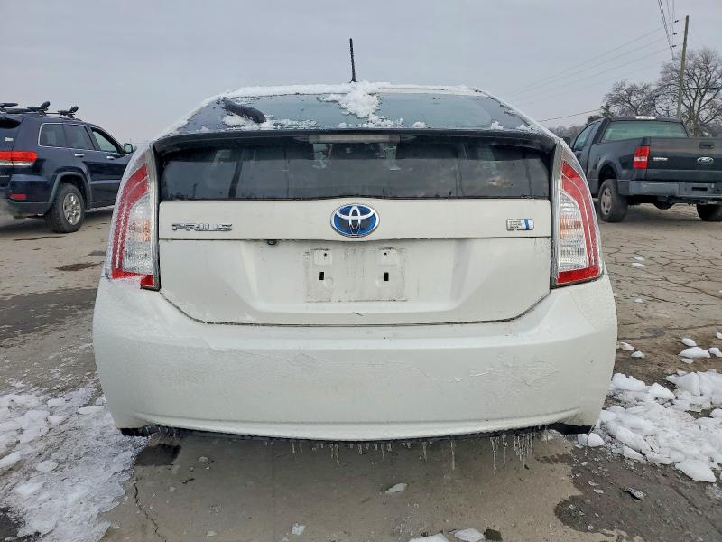 Photo 6 from auction – 2015 TOYOTA PRIUS with VIN JTDKN3DU6F0422209