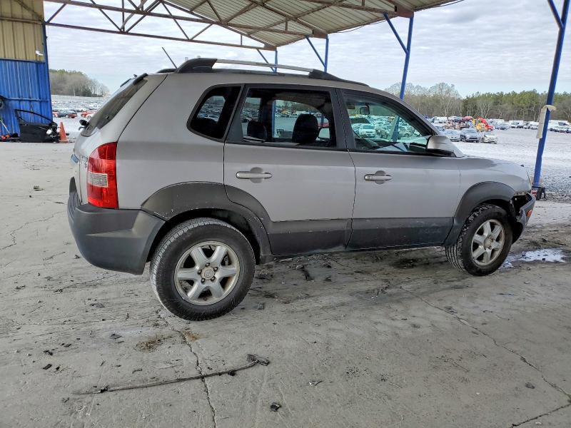 Photo 3 from auction – 2005 HYUNDAI TUCSON GLS with VIN KM8JN12DX5U092418