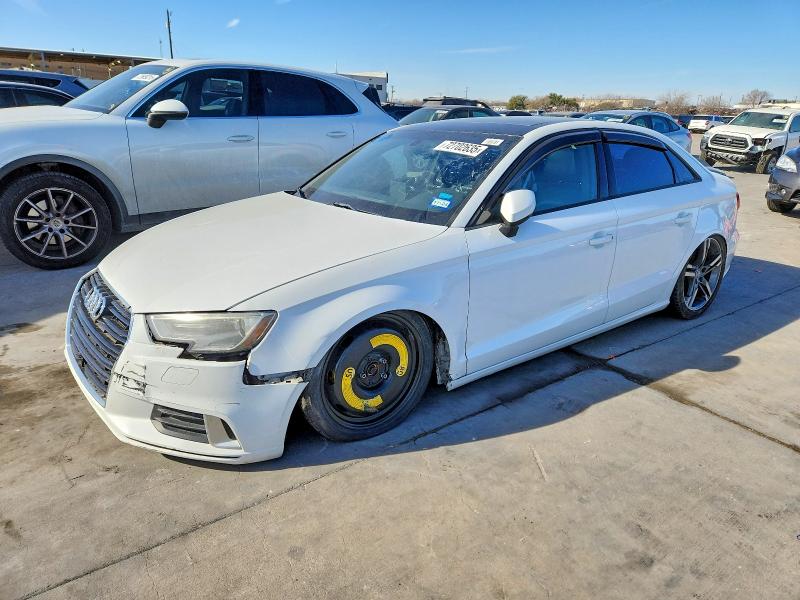 AUDI A3 PREMIUM 2018 with VIN WAUAUGFF0J1031237 - Photo from auction