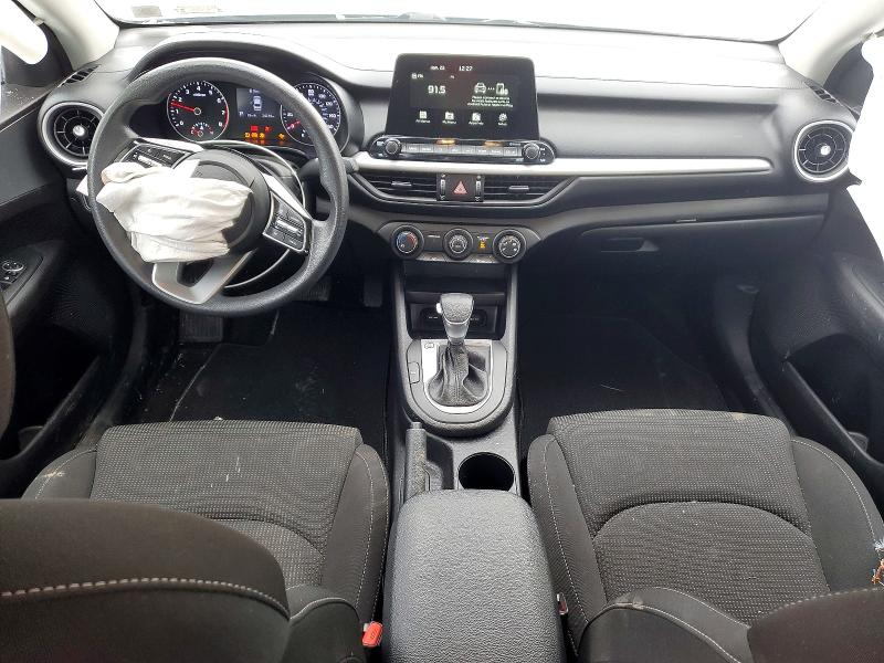 Photo 8 from auction – 2021 KIA FORTE FE with VIN 3KPF24AD2ME409451