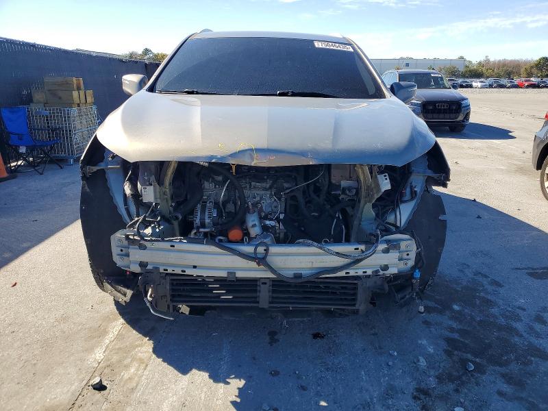Photo 5 from auction – 2018 BUICK ENCLAVE with VIN 5GAERBKW0JJ172566