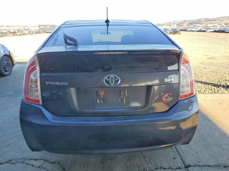 Photo 6 from auction – 2015 TOYOTA PRIUS with VIN JTDKN3DU1F0416463