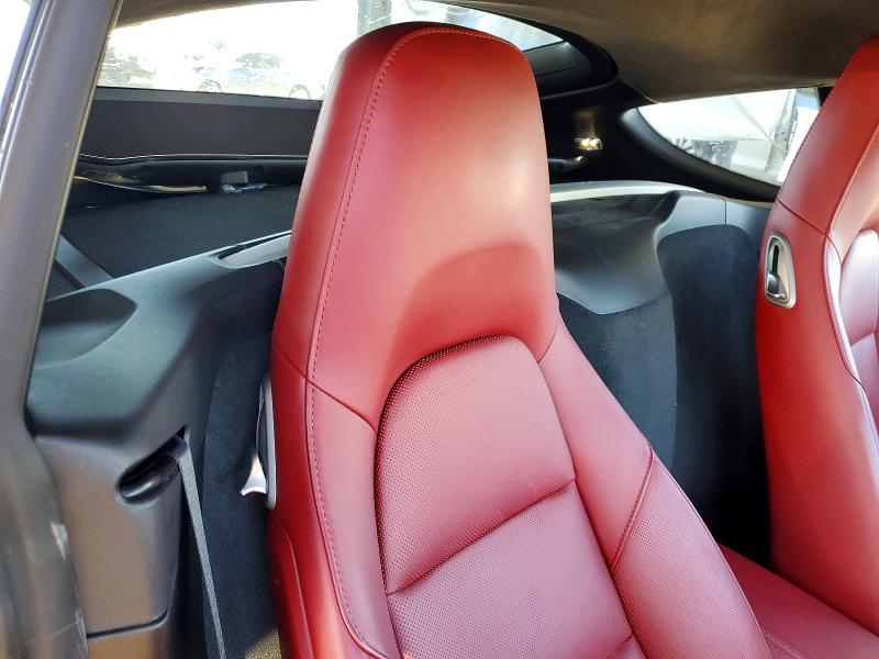 Photo 10 from auction – 2019 PORSCHE CAYMAN S with VIN WP0AB2A84KS278356