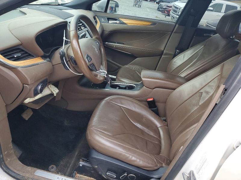 Photo 7 from auction – 2016 LINCOLN MKC RESERV with VIN 5LMTJ3DH1GUJ28626