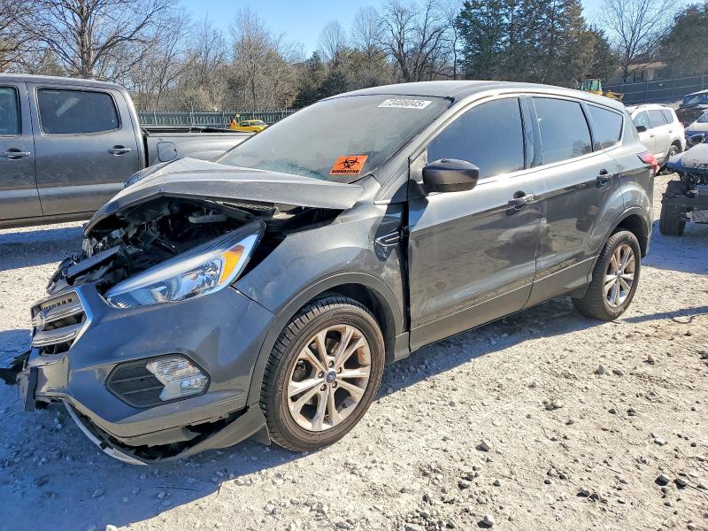 Photo 1 from auction – 2019 FORD ESCAPE SE with VIN 1FMCU0GD1KUB67209