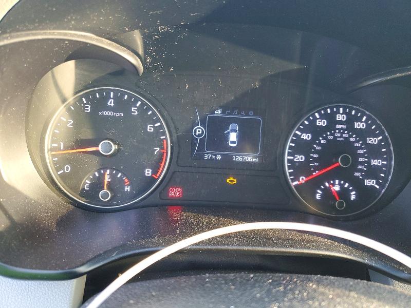 Foto 9 de la subasta – 2016 KIA OPTIMA EX con VIN 5XXGU4L37GG008573