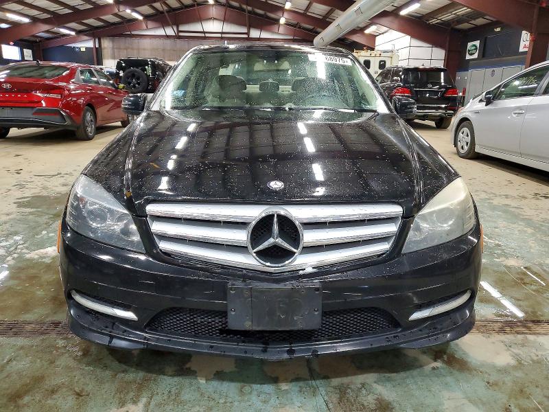Photo 5 from auction – 2011 MERCEDES-BENZ C with VIN WDDGF8BB7BR148967