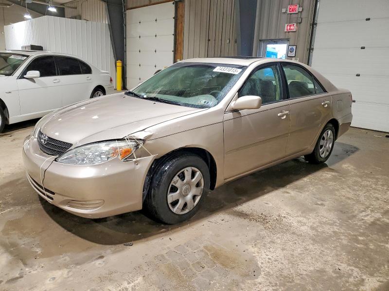 Photo 1 from auction – 2004 TOYOTA CAMRY LE with VIN 4T1BE30K74U290115
