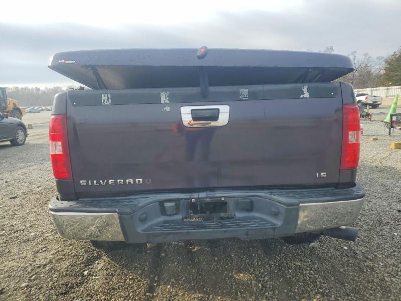 Фото 6 с аукциона – 2008 CHEVROLET SILVERADO с VIN 2GCEC13C081204418