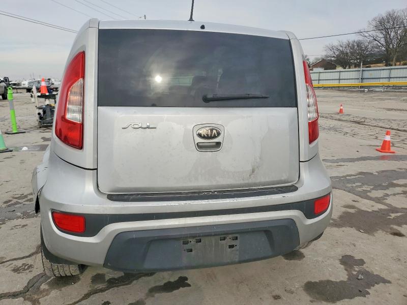 Photo 6 from auction – 2013 KIA SOUL with VIN KNDJT2A54D7767137