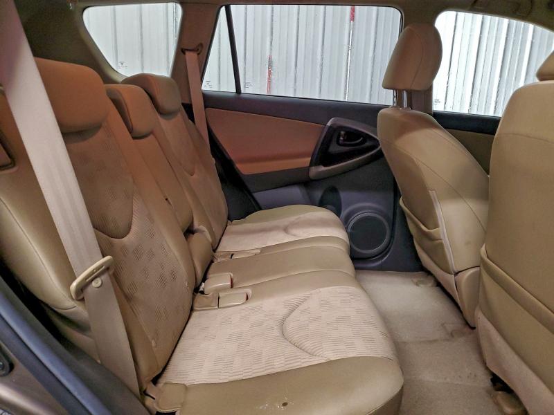Photo 11 from auction – 2011 TOYOTA RAV4 with VIN 2T3BF4DV6BW083811