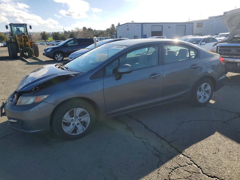 HONDA CIVIC LX 2013 with VIN 19XFB2F52DE215573 - Photo from auction